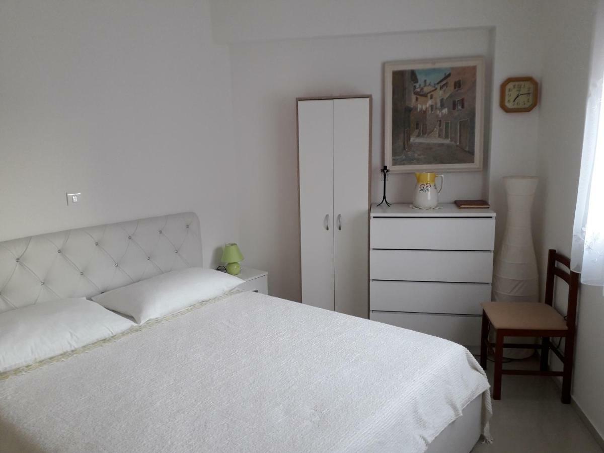 Appgiulia Apartment Pula Exterior photo